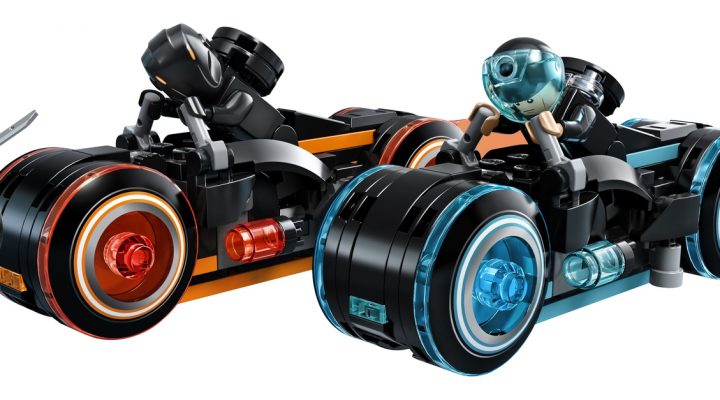 Introducing LEGO® Ideas 21314 TRON: Legacy