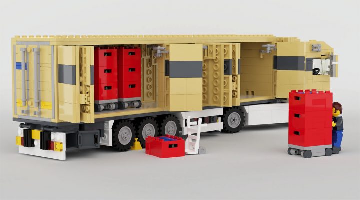 Renault T with Folding Wall Trailer by Flickr user John O'Shea