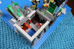 LEGO MOC Smugglers Cove Lighthouse (31051)