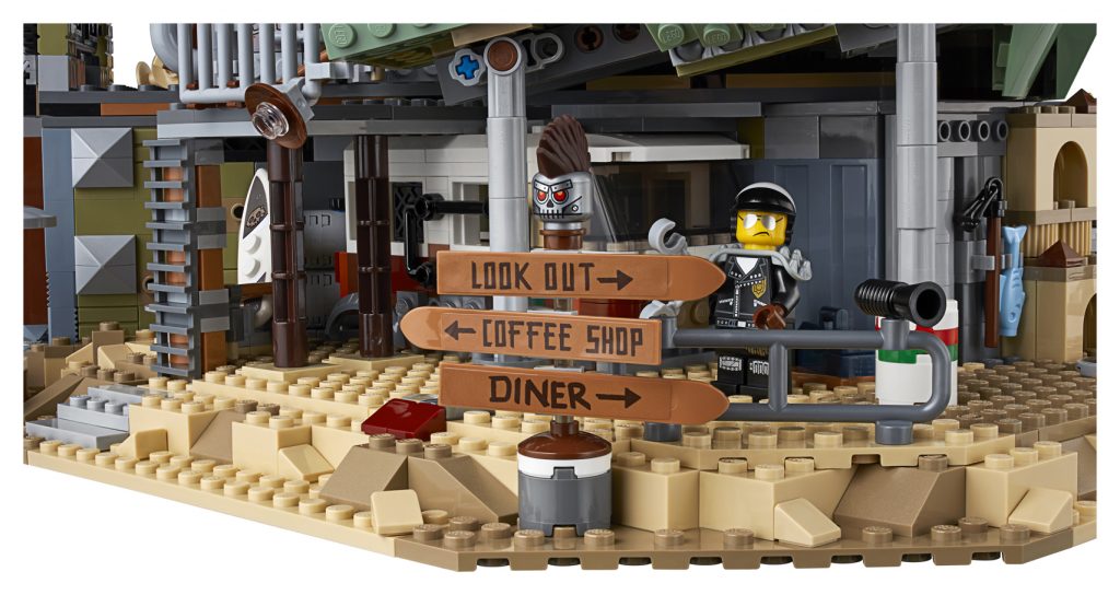 LEGO Movie 2 - Welcome to Apocalypseburg 70840 - Exterior 02