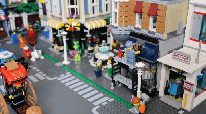 LEGO MOC Tutorial: Scaffolding