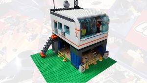 Modifying LEGO City Deep Space Rocket Launch Control 60228 (Part 2)