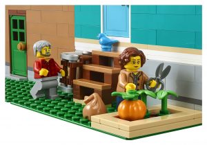 LEGO Creator Bookshop Minifigure Gardening