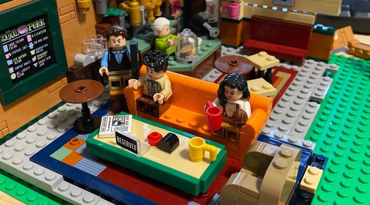 It’s time for a re-moc of the Friends Central Perk cafe