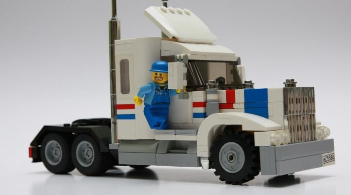 LEGO Minifigure scale 5580 truck by Richard Brown on Flickr